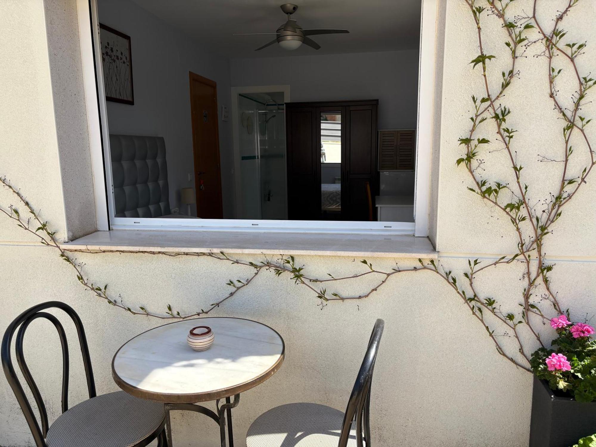 Olivella Bed&Breakfast Buitenkant foto